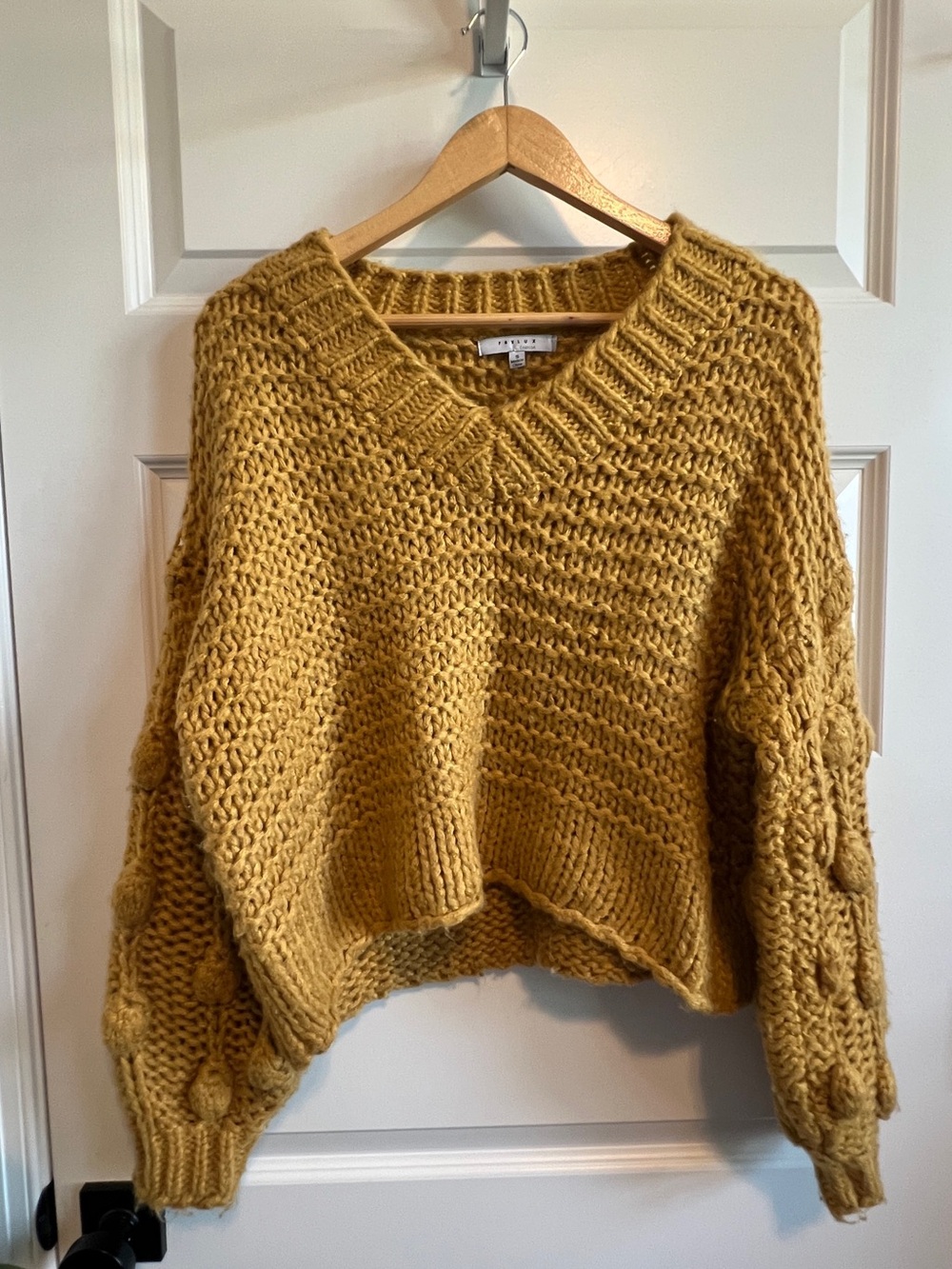 FAVLUX Chunky V Neck Slouchy Mustard Sweater Small